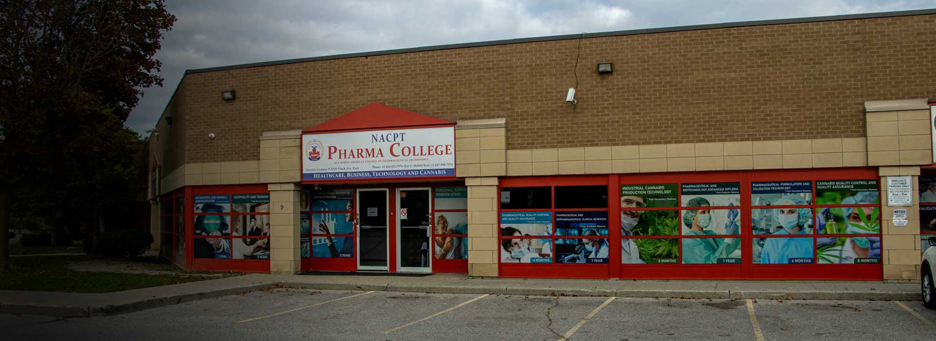 1920-700-slideshow-pharma-college-sl-a1